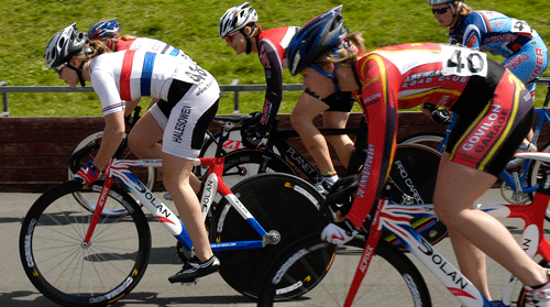 Rolling off the start with Jess Varnish and Becky James in 2008
